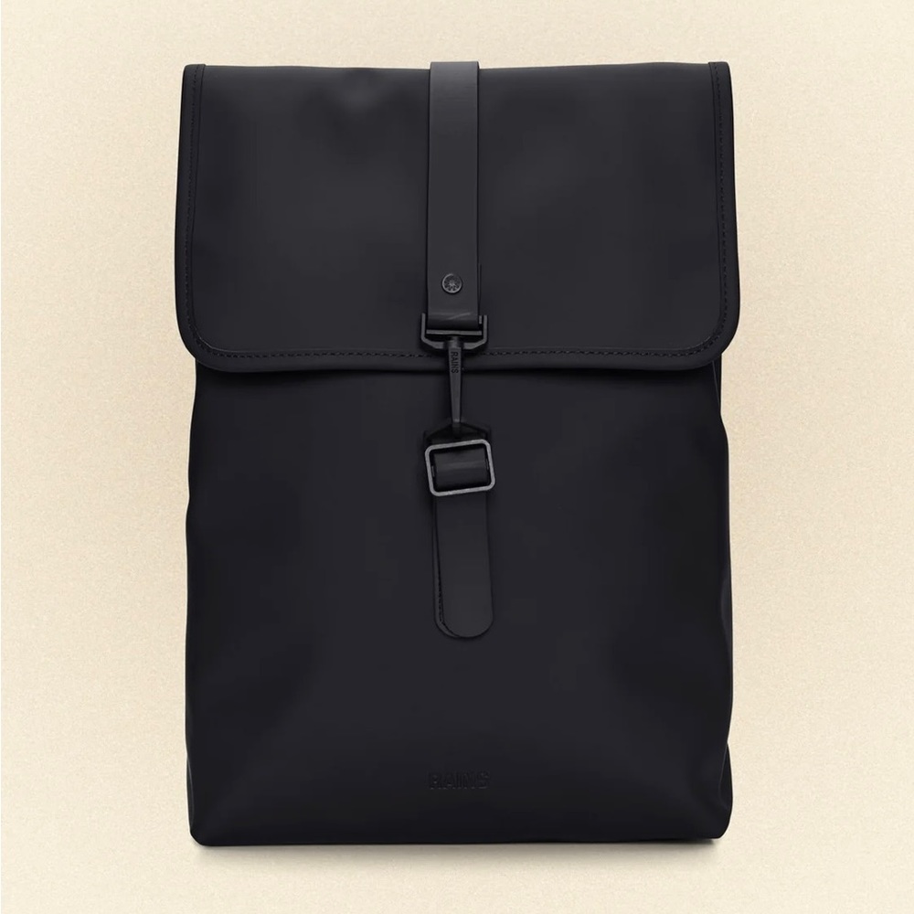 RAINS - Rucksack Backpack - Black - NEW Sealed